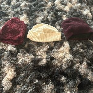 3 beanies